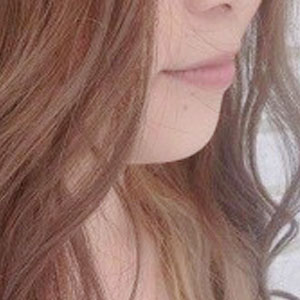 藤沢駅前女の子2